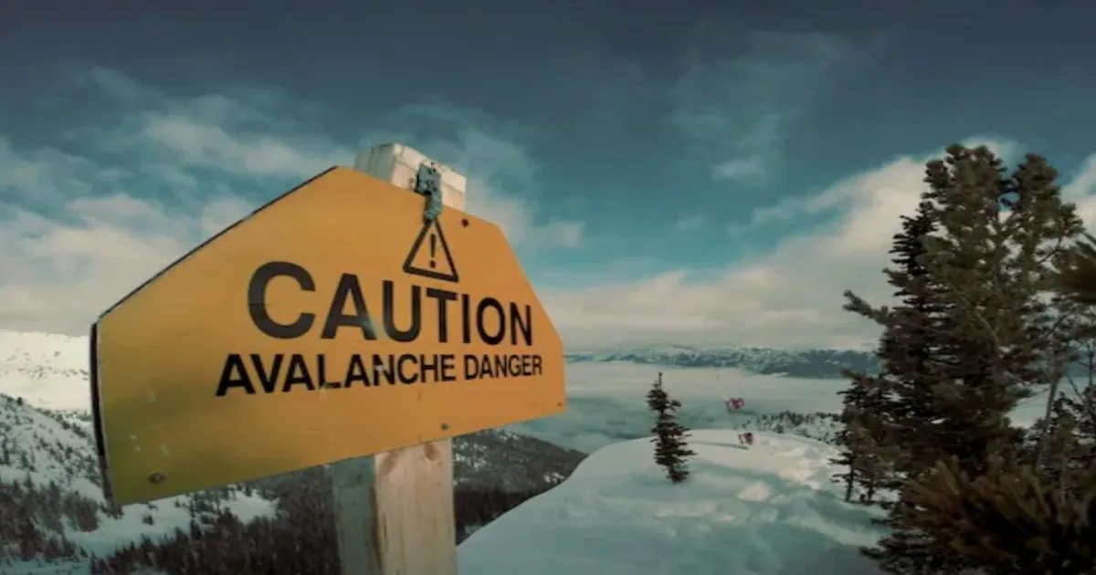 7 Dead, 5 Injured As Avalanche Hits Srinagar-Leh Highway’s Zojila Pass, Authorities Respond