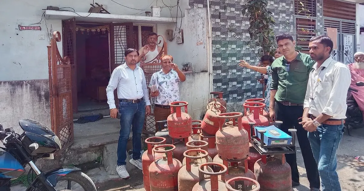 FIR Filed Against Mumbai Hotel for Misusing Domestic LPG Cylinders Commercially
