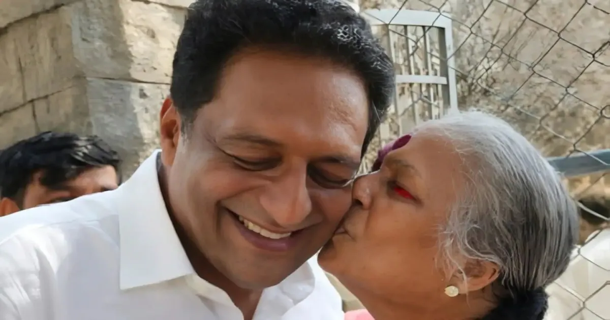 Prakash Raj’s Mother Suvarnalatha Dies At 86; Final Rites Held In Bengaluru