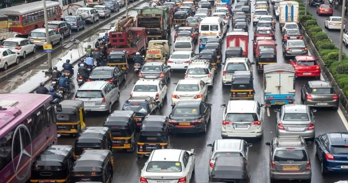 Delhi Implements BS-VI, EV-Only Goods Vehicle Rule; 62 Hotspots Monitored