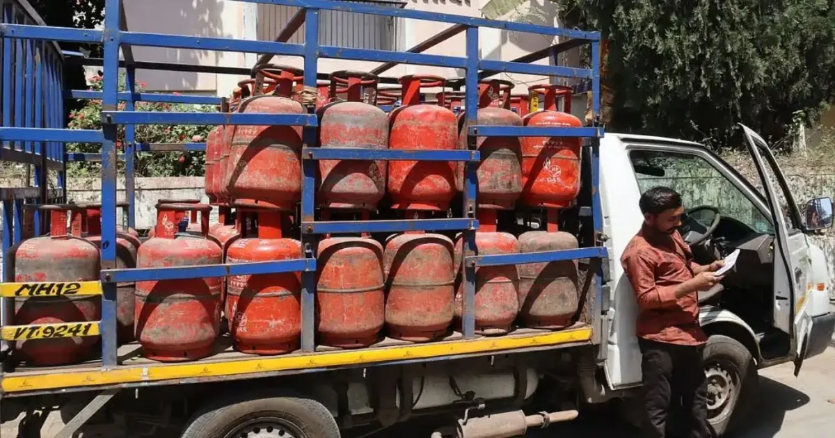 LPG Supply in Indore Prioritized for Homes; Commercial Cylinders, New Connections Paused