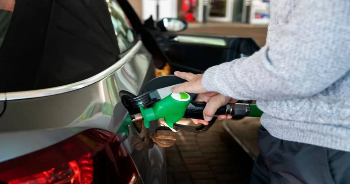 Petrol, Diesel Prices On April 4: Rates Stable In Delhi, Mumbai, Kolkata