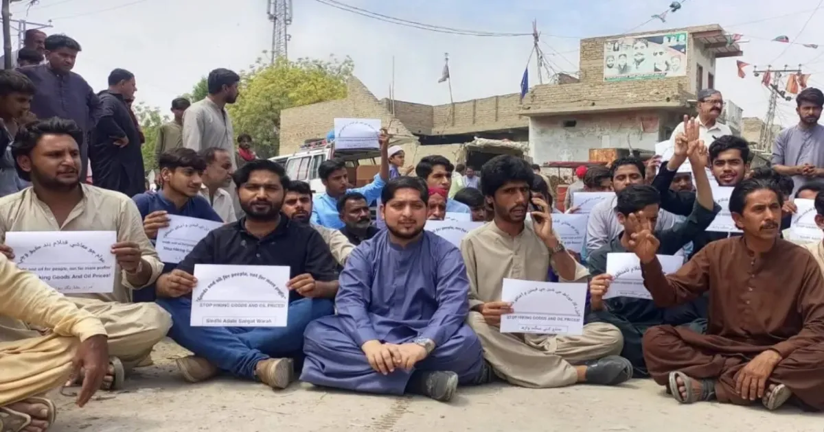 Pakistan Erupts in Protests Over Rising Fuel Prices and Inflation