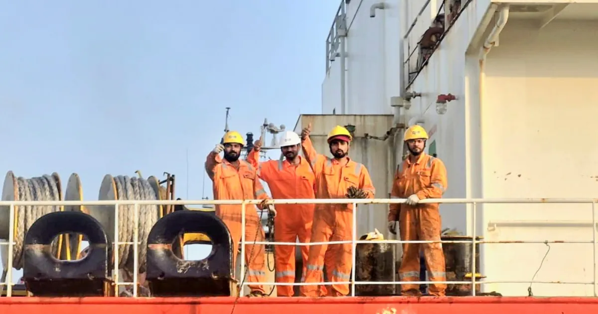 Iran Charges $2 Million Toll on Some Ships Through Hormuz Strait: Indian Vessels Pass Free 