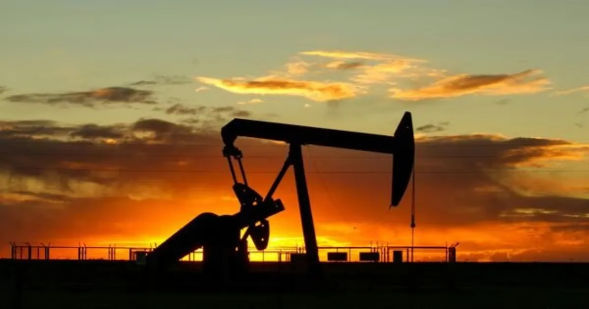 Brent Crude Drops To $98 As Trump Signals Progress In Iran Negotiations
