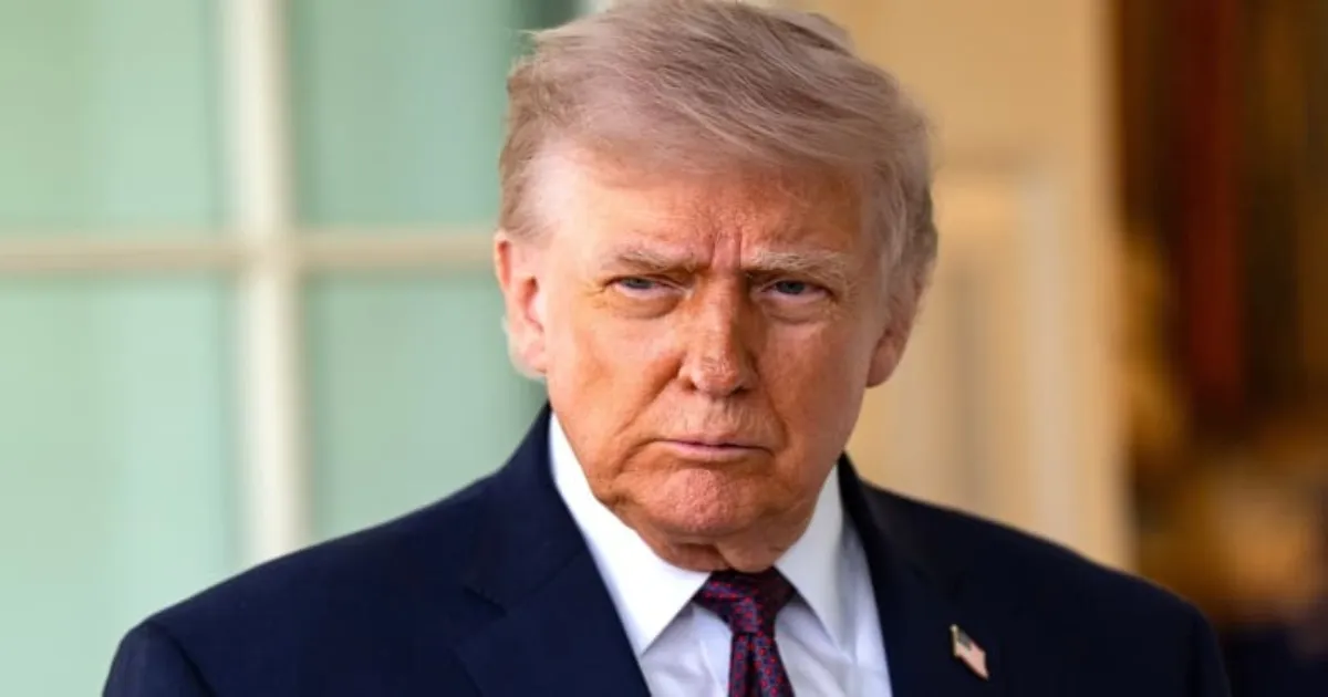 Trump Says Xi Welcomes Hormuz Reopening; Iran Warns Of Closure Risk if US Blockade Continues 