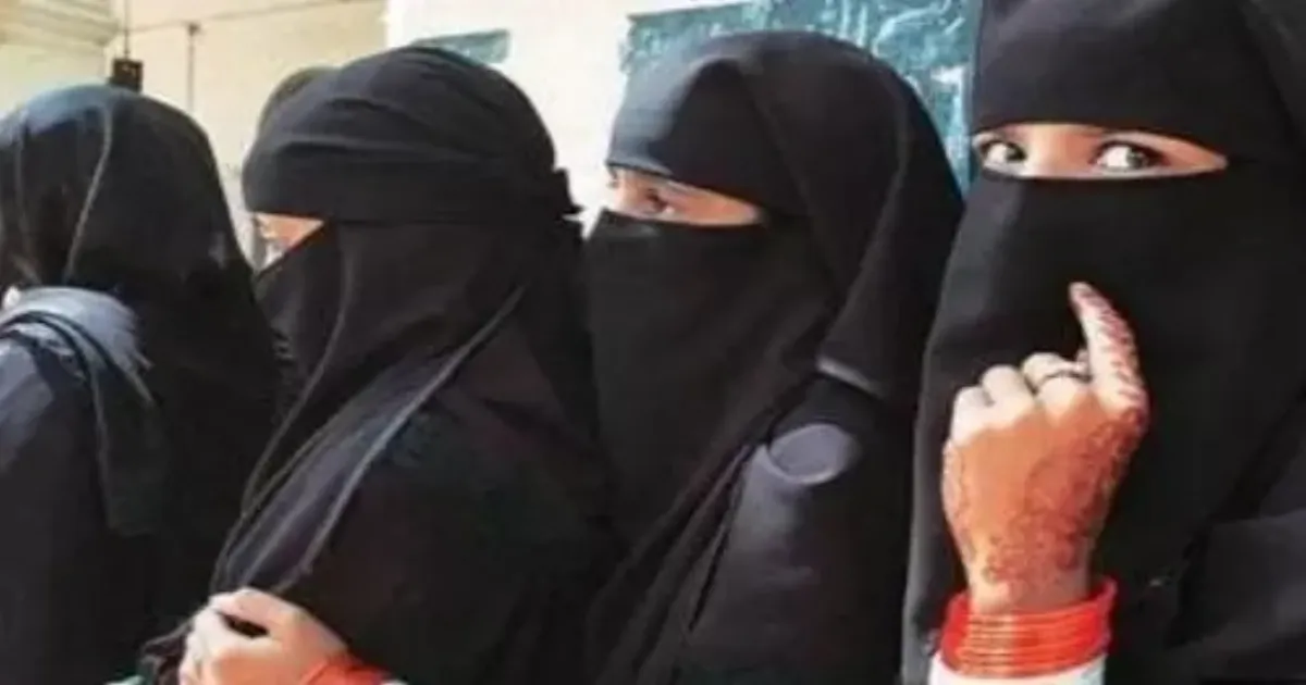 Muslim Law Board Clarifies Women’s Entry Rules For Mosques And Namaz