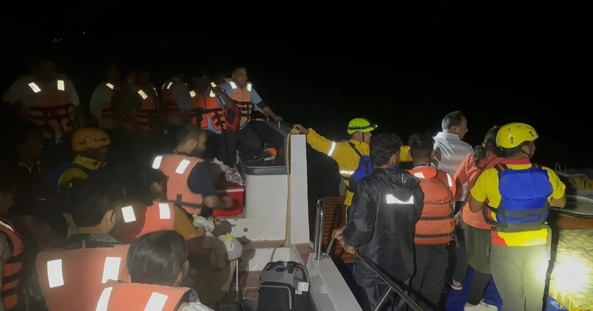 Storm Hits Tehri Lake, Damages Huts; 28 Tourists Evacuated Safely