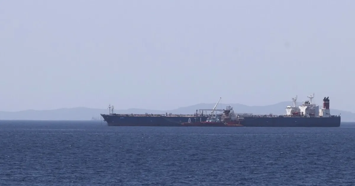 Iranian Oil Tanker Evades US Blockade With USD 220 Million Cargo