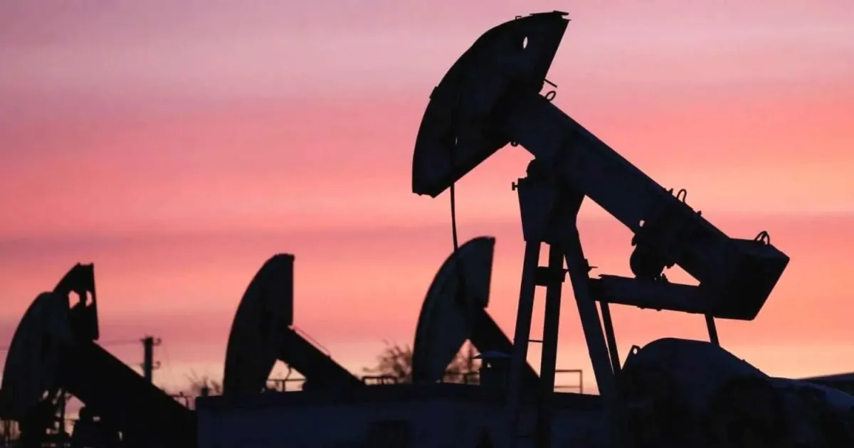Brent Crude Falls Below $100 Amid US-Iran Deal Optimism and Market Volatility