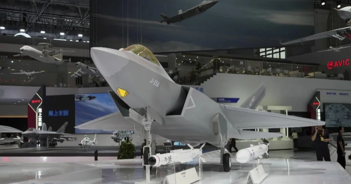 China Rolls Out J-35AE As Fifth-Generation Rival To F-35 Lightning II