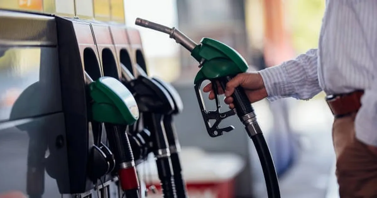 India Bears Rs 1 Lakh Crore Fuel Subsidy Burden As Global Oil Prices Surge