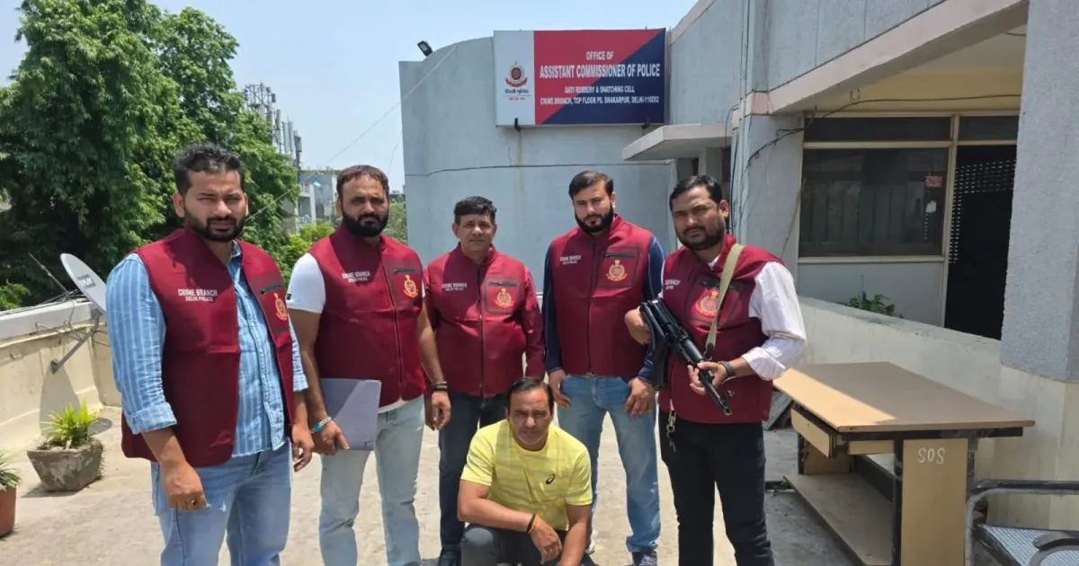 Delhi Crime Branch Arrests Suspect In ISI-Backed Arms Trafficking Case