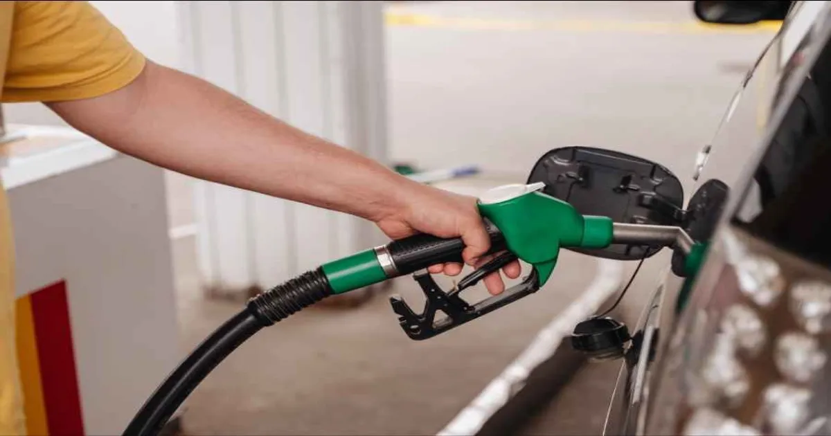 CII Calls For Fuel-Excise Rollback as Private Capex Reaches Rs 7.7 Lakh Crore