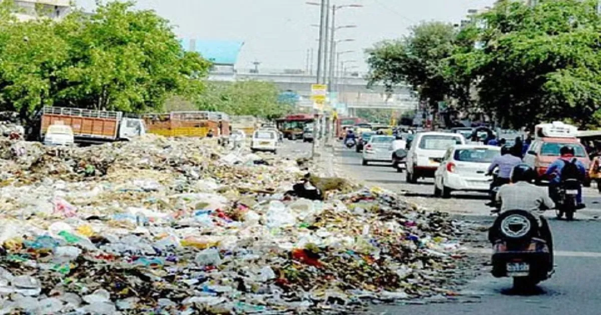 Dclutter E-Solution for Bengaluru Garbage Crisis Faces Strong Opposition from BJP