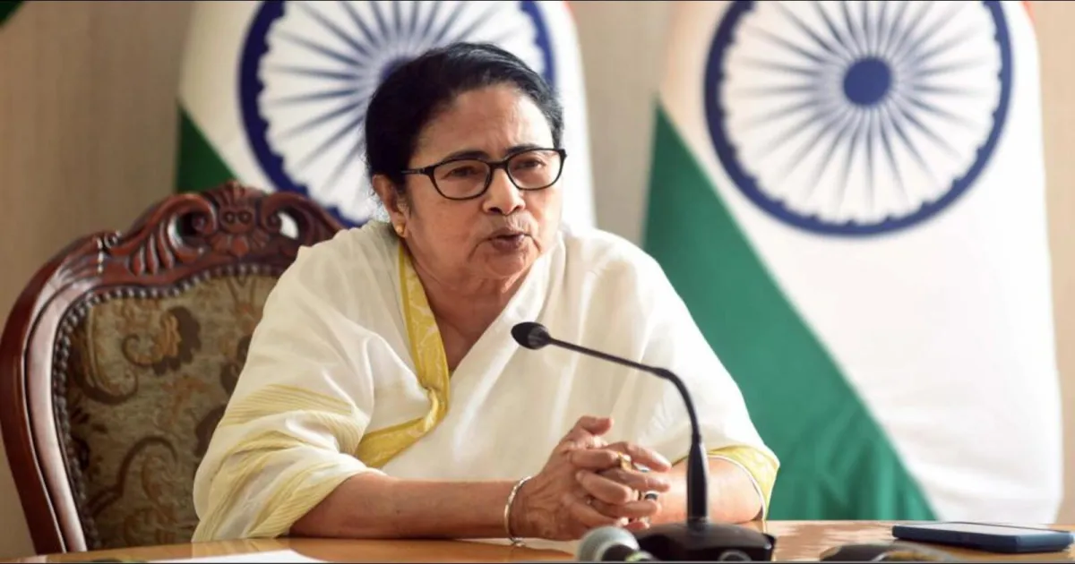Over 100 TMC Councillors Resign, Mamata Banerjee Urges Party Unity Amid Crisis