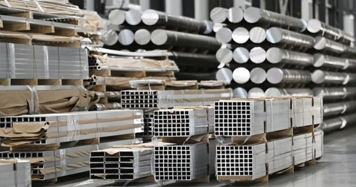 Aluminium Hits Four-Year High After Trump’s Reported Hormuz Blockade Move