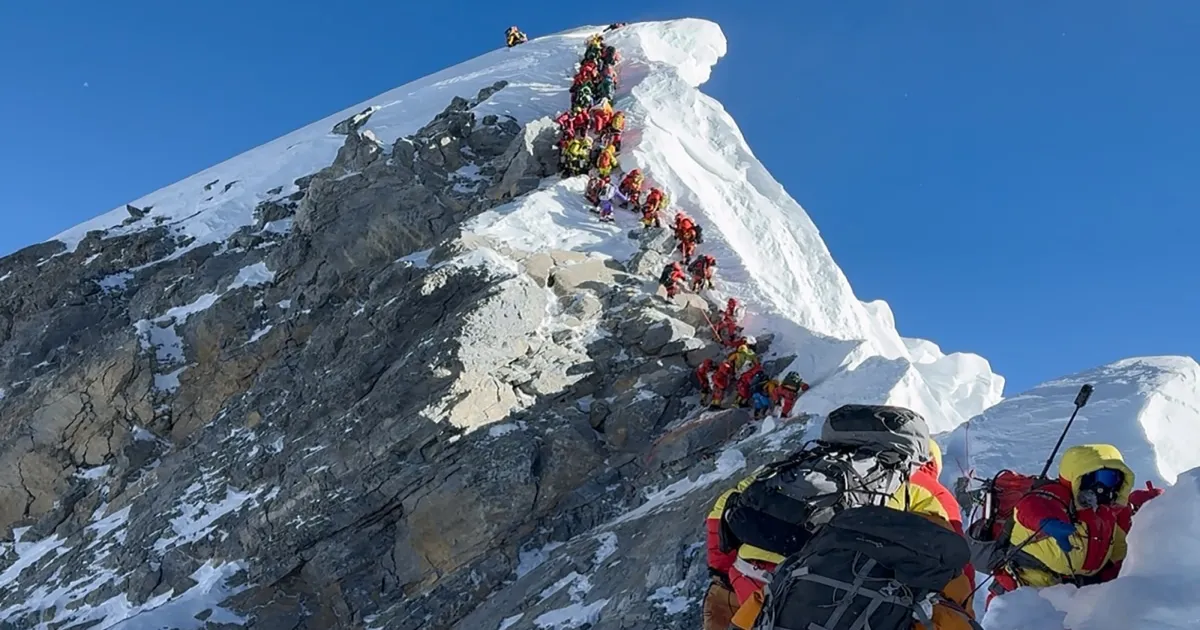 US Climber Completes Record Mount Everest Ascent In 9 Hours 55 Minutes