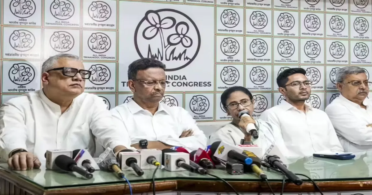 Firhad Hakim Steps Down As Kolkata Mayor Amid Trinamool Crisis
