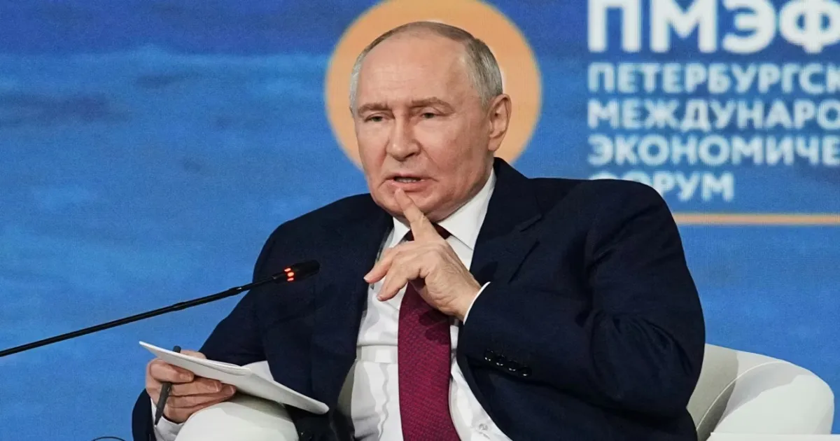 Ukraine Targets St. Petersburg Following Putin's Rejection of Zelenskyy's Talks Offer