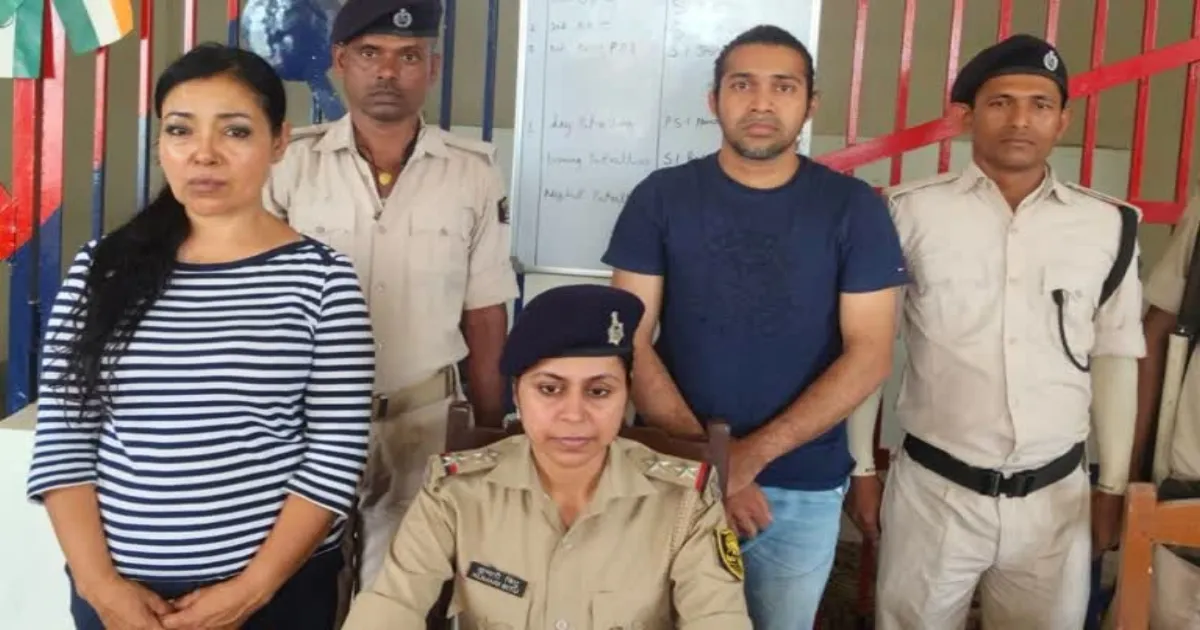 Security Forces Arrest Two Foreign Nationals At Raxaul Border For Illegal Entry
