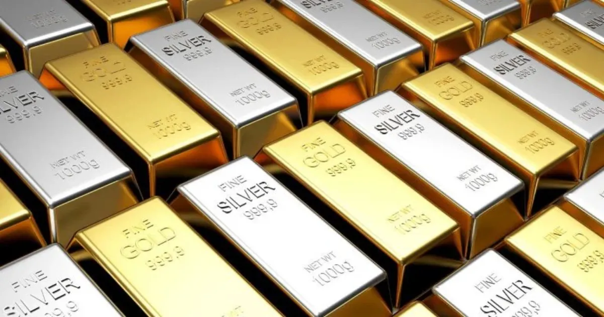 Gold And Silver ETFs Drop Up To 5% As Precious Metals Slide Globally