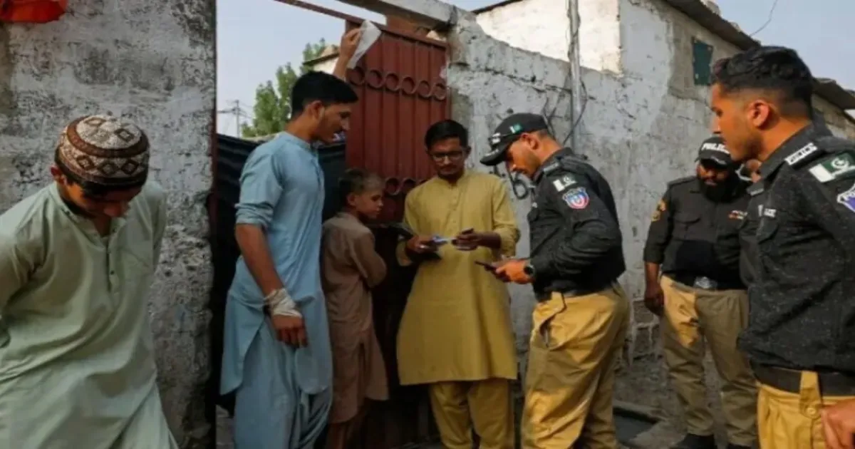Pakistan Orders Arrest of Undocumented Afghans from July 10 in New Enforcement Drive