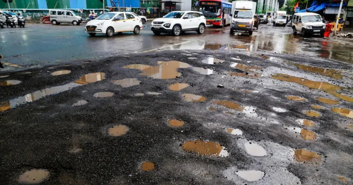 BMC Acknowledges Gaps In Micro-Level Manhole Monitoring After Waterlogging Issues