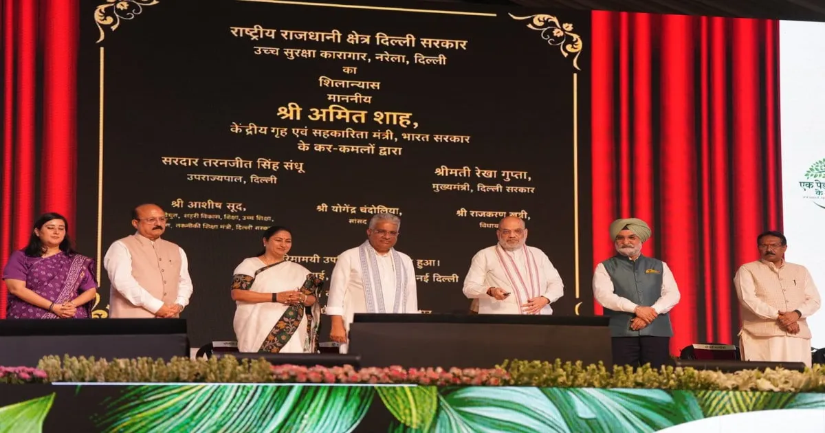 Delhi Gets 300 New E-Buses As Amit Shah Lays Narela Jail Foundation Stone