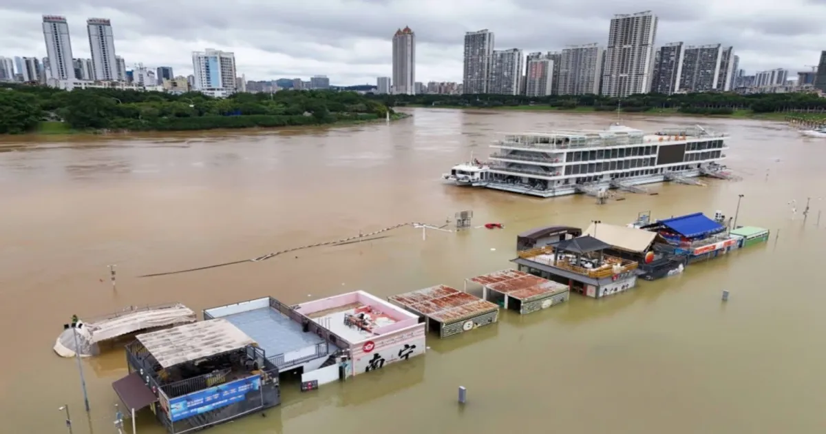 China Storms: Rescuers Search For Missing People After 100,000 Evacuated Nationwide