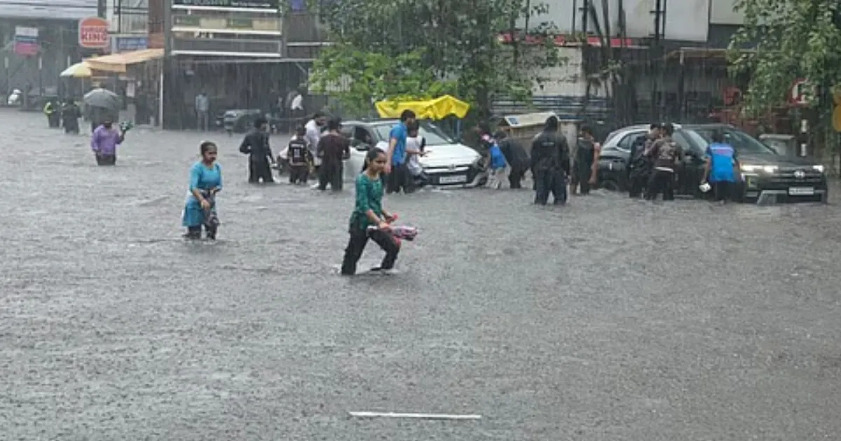 Gujarat Floods: Torrential Rains Leave Nine Dead As Surat Faces Severe Waterlogging