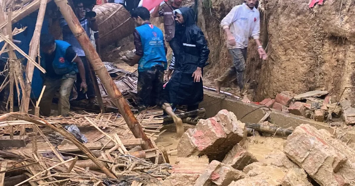 Five Children Die As Bangladesh Moves Refugees From Landslide-Hit Camps Amid Heavy Rains