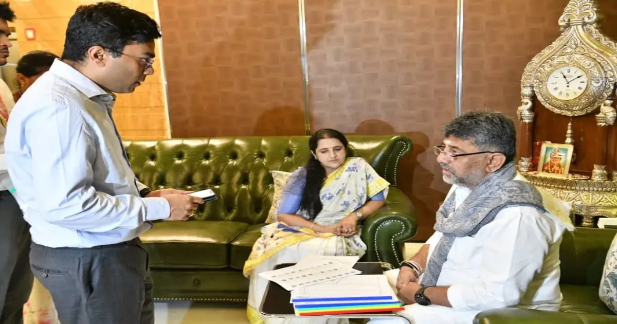 Shivakumar Clarifies SIR Process, Says Registered Voters Will Receive Benefits