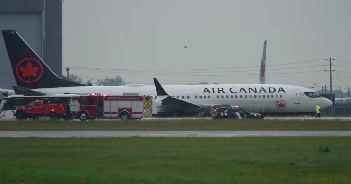Air Canada Boeing 737 MAX 8 Veers Off Taxiway After Montreal Landing
