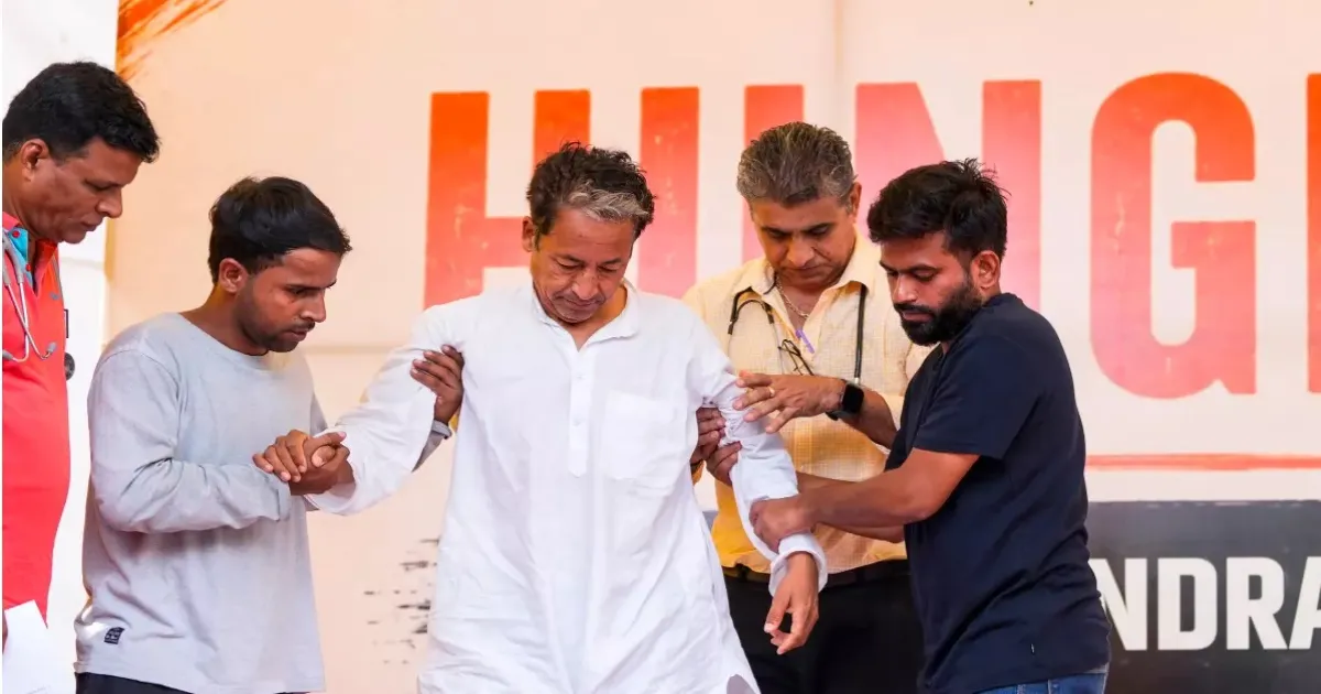 Uddhav Thackeray Urges Rahul Gandhi To Meet Sonam Wangchuk During Hunger Strike