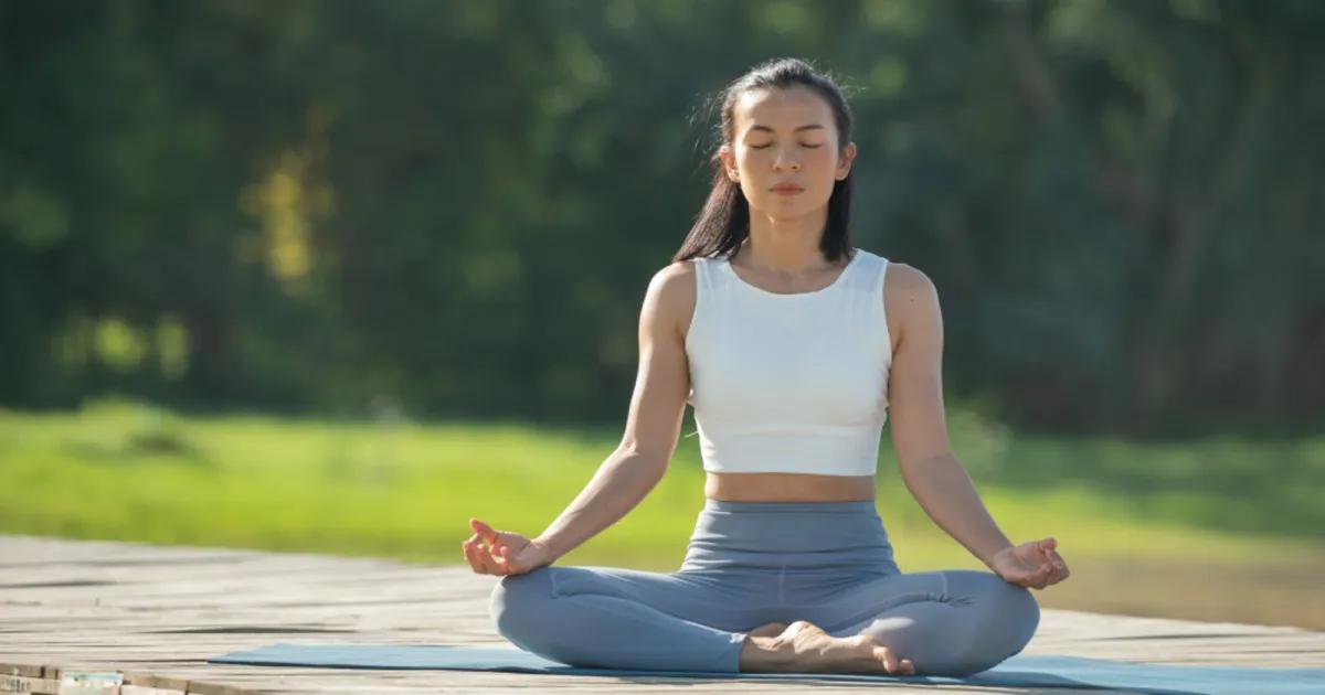 Beat Social Media Comparison Fatigue With These 3 Simple Yoga Poses