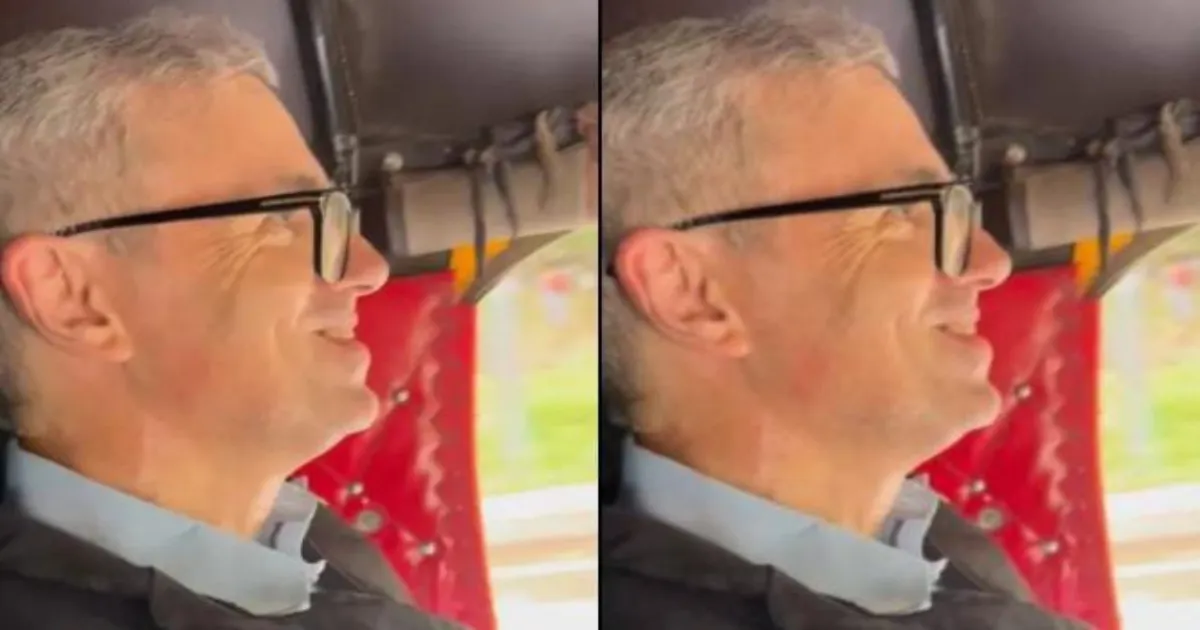 Omar Abdullah Reaches Delhi Venue In Auto For NC Statehood Protest