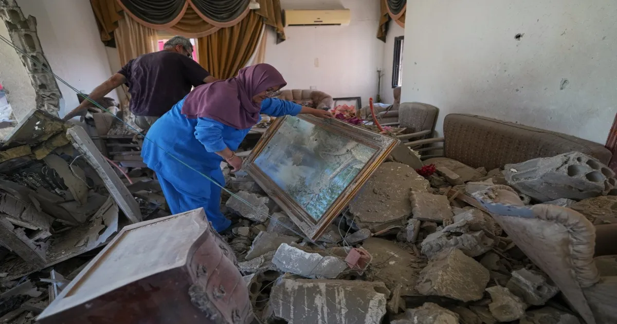 Lebanese Civilians Return Home Following US-Brokered Agreement With Israel