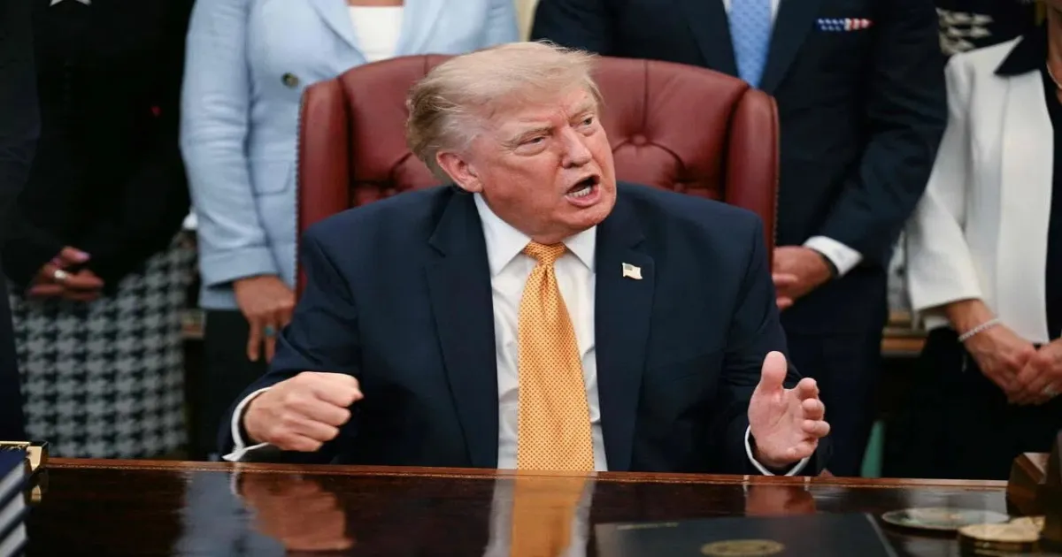 Trump Dismisses Claims of US Weapons Shortage, Threatens Prison for Information Leaks
