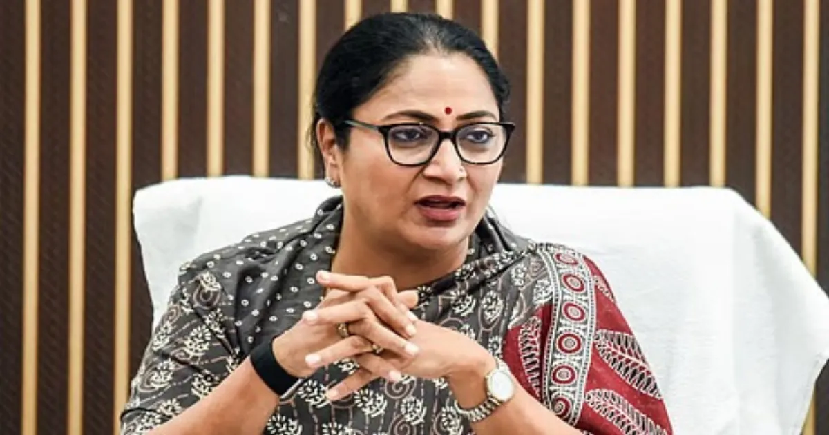 Rekha Gupta Announces Major Drive To Remove Child Begging From Delhi Streets Soon