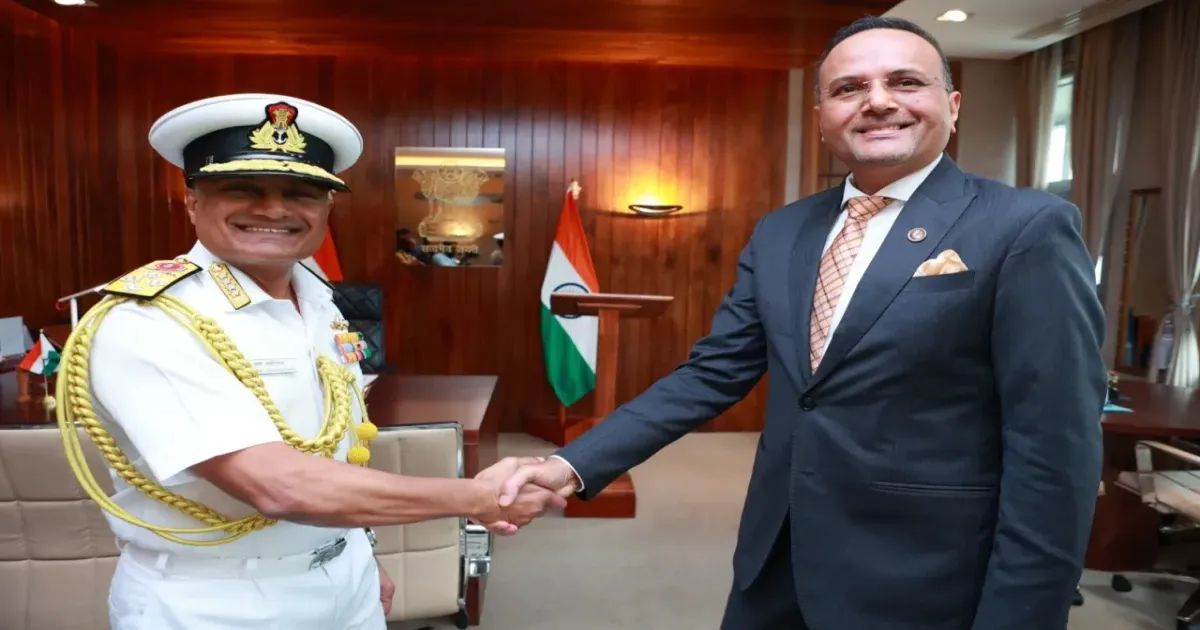 Indian Navy Chief Discusses Maritime Security Cooperation With Mauritius Officials