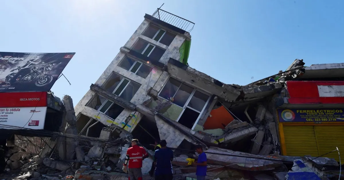 Colombia Announces Three-Day Mourning Period For Earthquake Victims