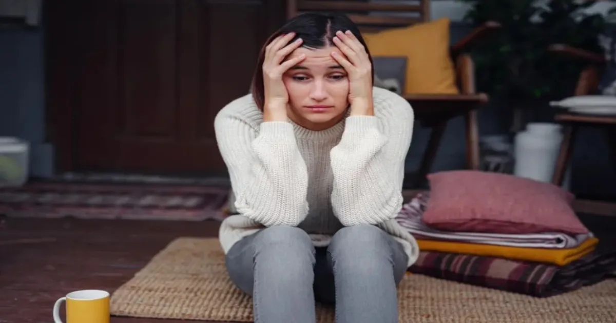 Three Everyday Habits Could Be Making Your Anxiety Worse, Therapist Warns