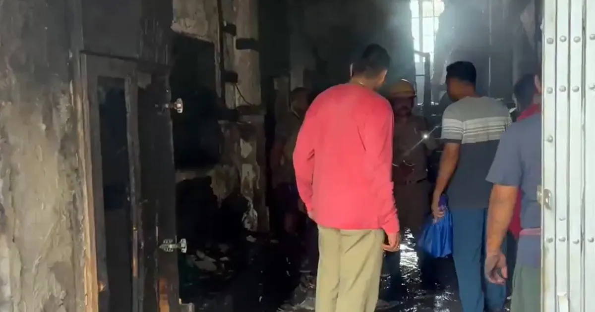 Seven Pilgrims Die In Tarapith Hotel Fire, Several Others Critically Injured