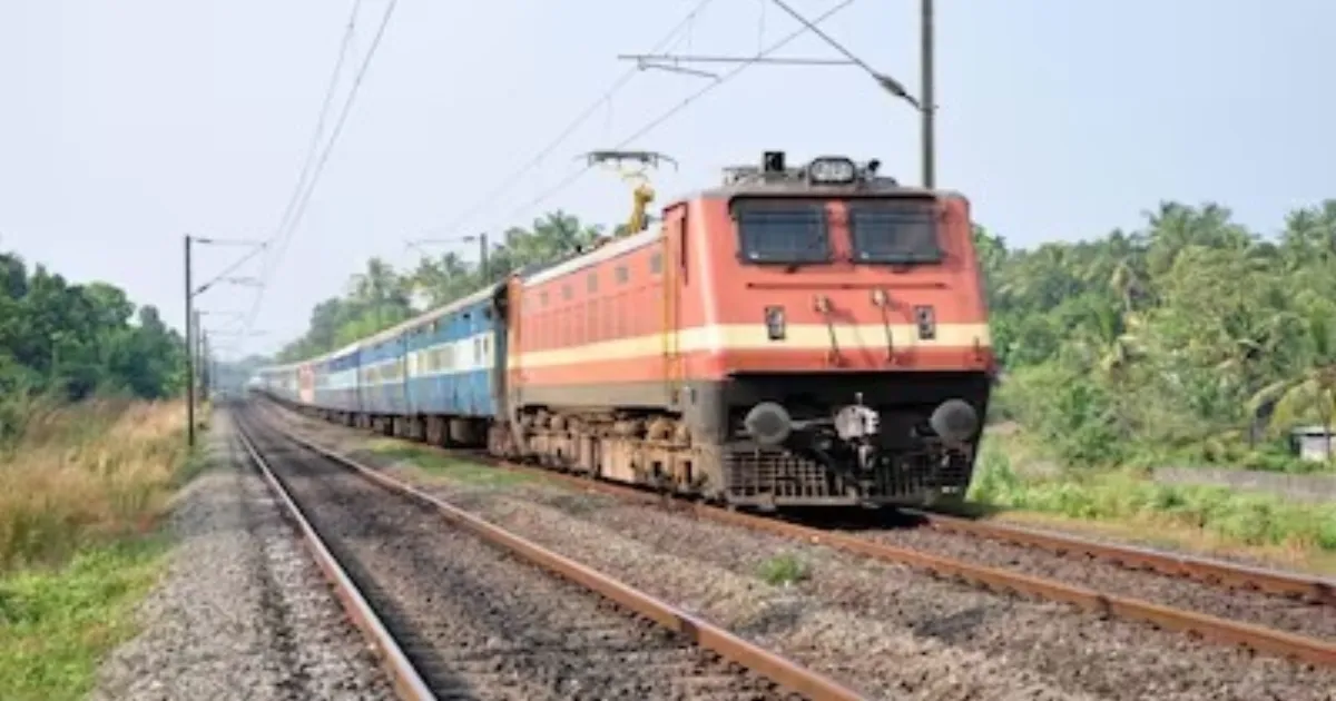 Foreign Passenger Dies During Probe After Spraying Extinguisher On Mumbai-Delhi Train