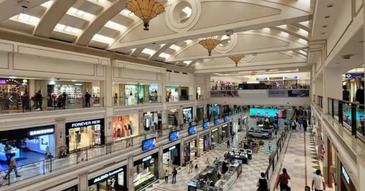 Supreme Court Warns Malls, Hotels Could Lose Power, Water Over Waste Rule Violations