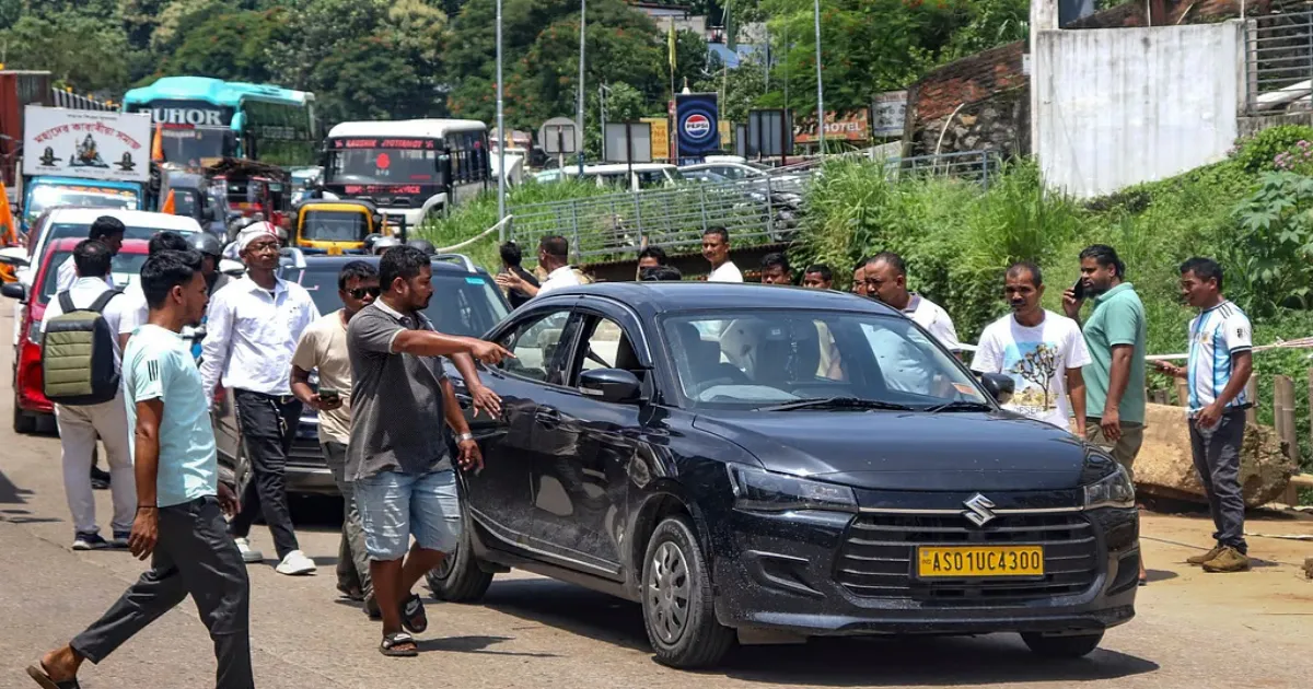 Ministers To Meet As Assam Cab Operators Continue Blocking Meghalaya-Bound Traffic