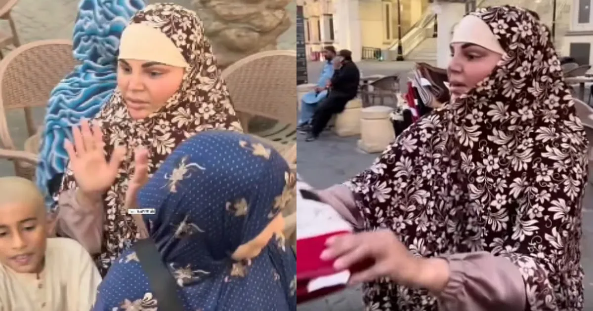 Rakhi Sawant Surrounded By Pilgrims While Distributing Prayer Mats In Mecca