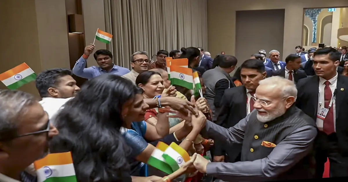 PM Modi Receives Warm Reception From Indian Community During Uzbekistan Visit