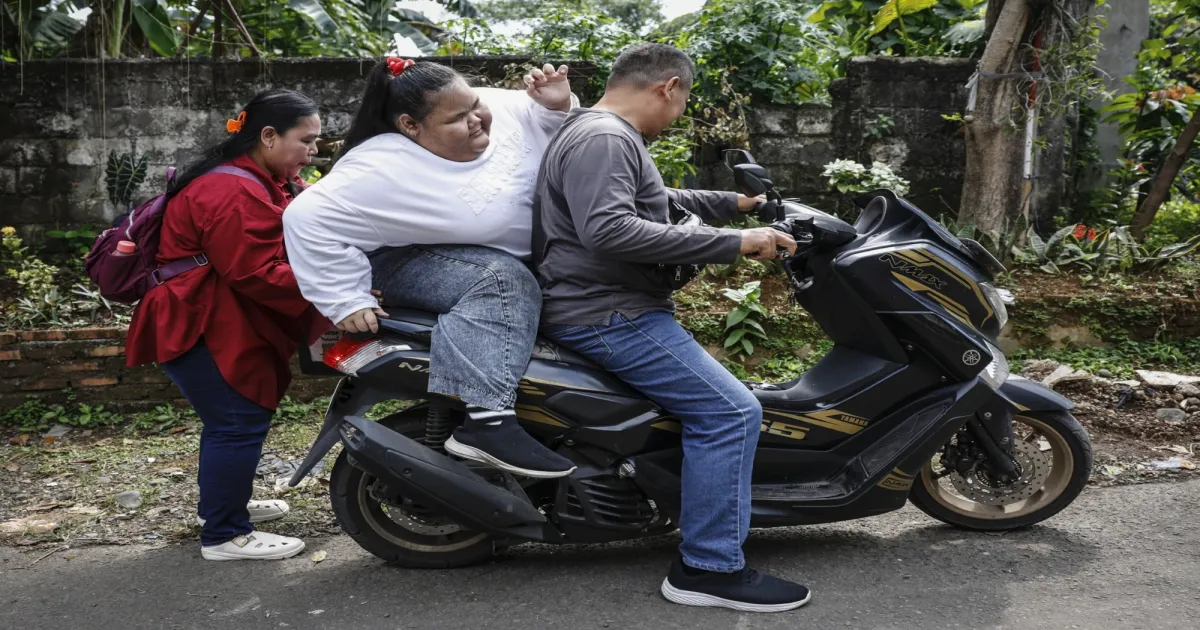 Developing World Confronts Critical Child Health Threat From Malnutrition And Rising Obesity